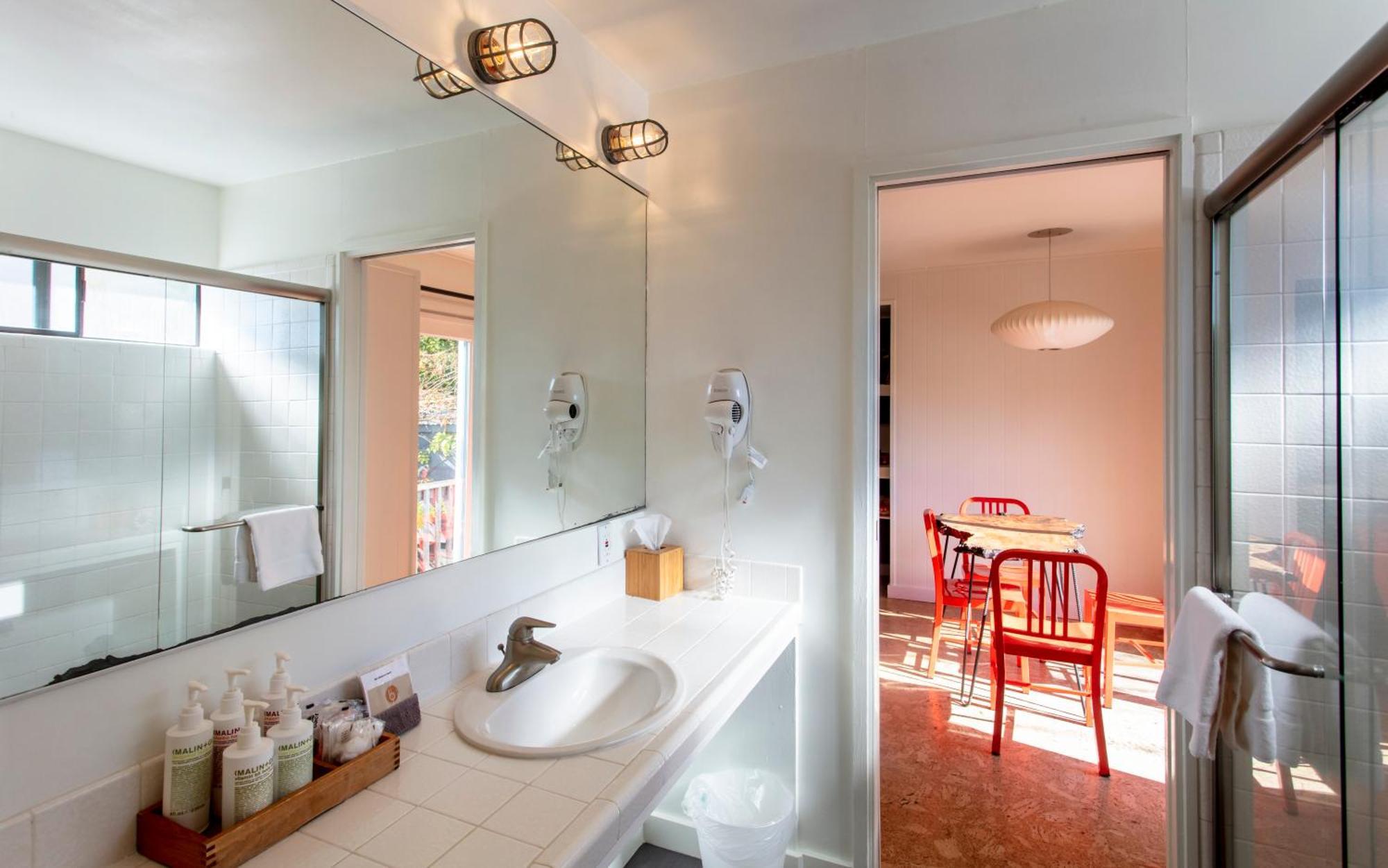 Boon Hotel + Spa - Adults Only Guerneville Room photo